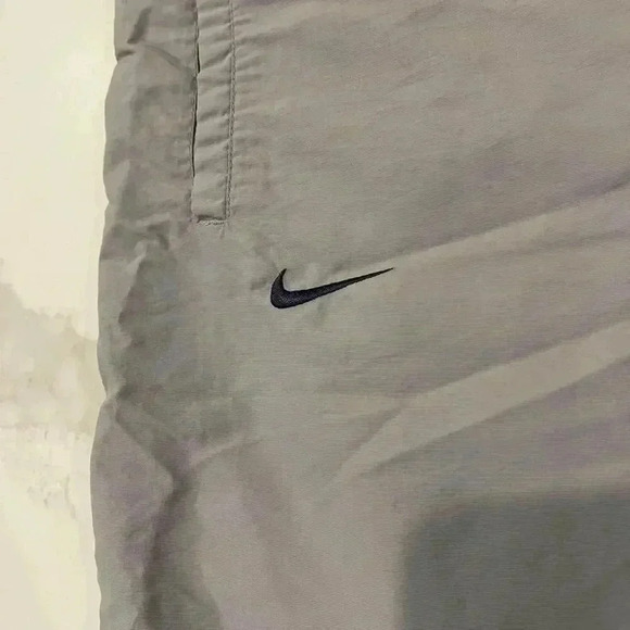 Vintage Early 2000’s Nike Swim Trunks Gray Board Shorts Silver Label Men’s Large - Picture 3 of 8